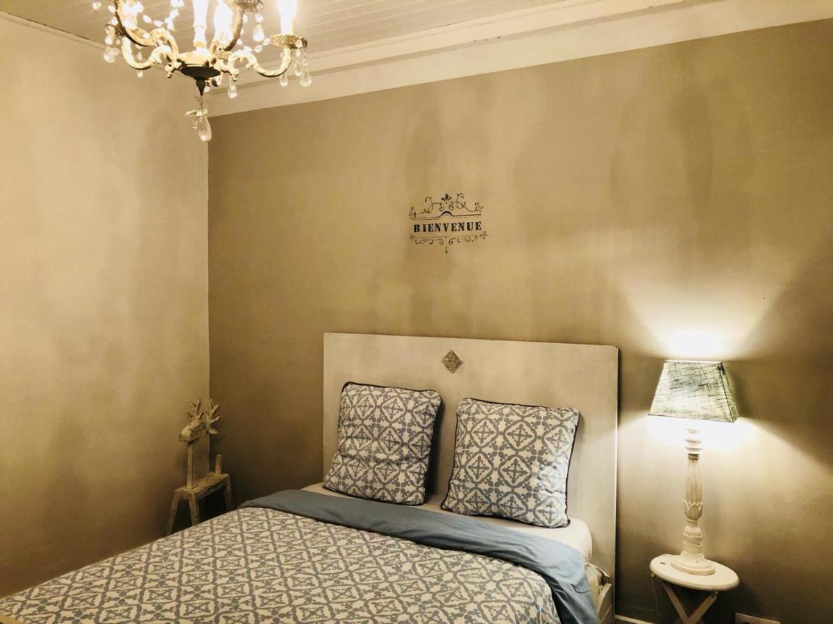 Chambre D'Hote Equestre Au Petit Bonheur Chateldon Εξωτερικό φωτογραφία